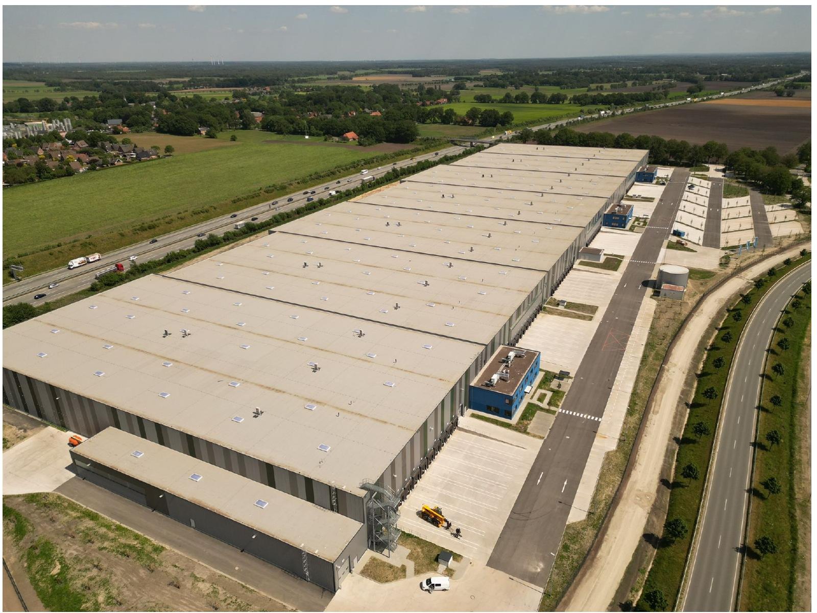 Logistikzentrum – Hallendach – Flachdachprojekt der Falke Bau GmbH